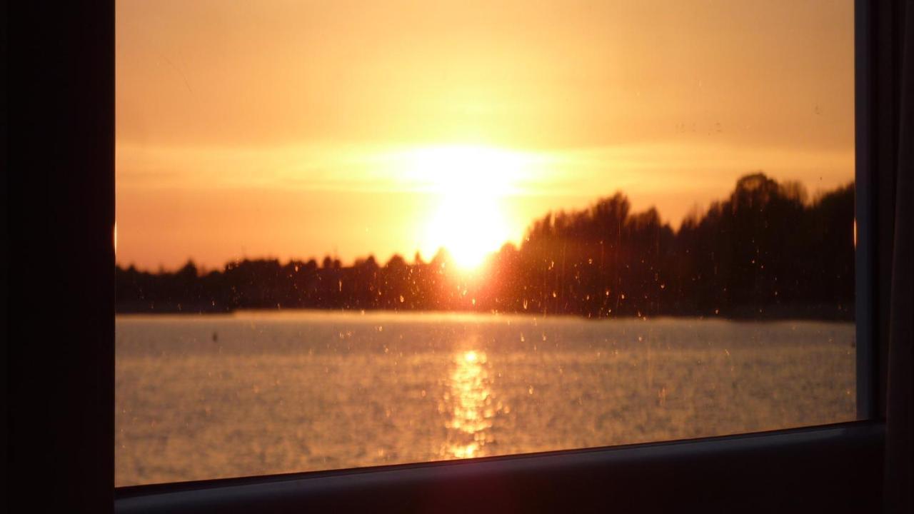 Hausboot Lagoon Stralsund Bagian luar foto